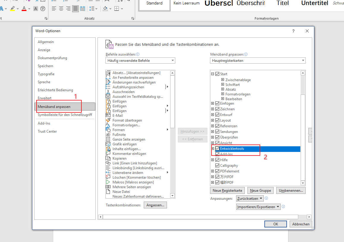 Klicken Sie dazu auf Datei Tab> Optionen> Menüband anpassen. Aktivieren Sie nun unter Menüband anpassen das Entwicklertools und klicken Sie auf OK.