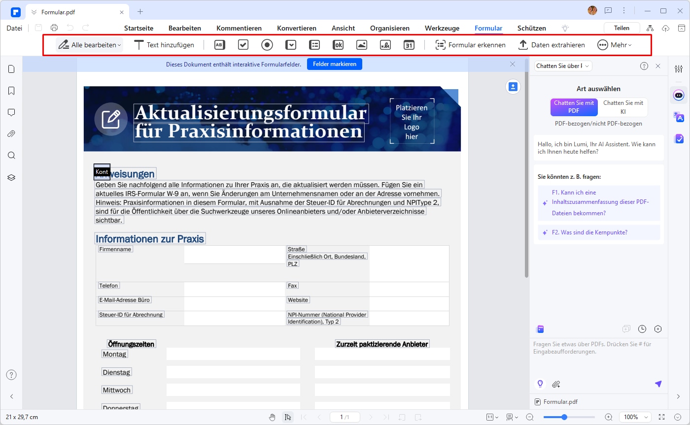 Die erstellte normale PDF-Datei wird nun direkt in PDFelement geöffnet. Nun können Sie die auszufüllenden Felder manuell hinzufügen, indem Sie auf das „Formular“-Menü klicken. Klicken Sie nun auf die Knöpfe „Textfeld hinzufügen“, „Kontrollkästchen hinzufügen“ oder andere Knöpfe, um ein interaktives Formular ganz nach Ihren Bedürfnissen zu erstellen. Bewegen Sie die Felder an die richtige Stelle oder klicken Sie mit der rechten Maustaste darauf, um die Feldeigenschaften bei Bedarf zu ändern.