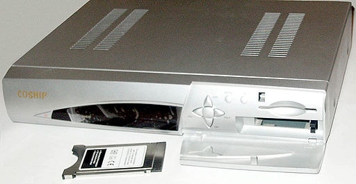 CI+-Modul im Common-Interface-Schacht eines DVB-Receivers